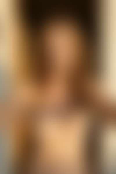 Debbie gallery 2