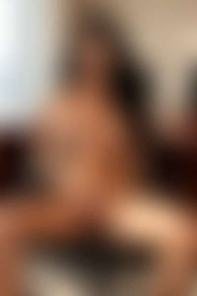 Eleanor gallery 2