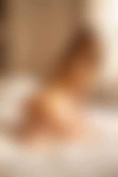 Debbie gallery 3