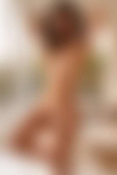 Scarlett gallery 3